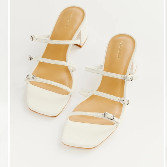 Reformation Estelle Buckle Sandal - White - Size 7 - Picture 3 of 7